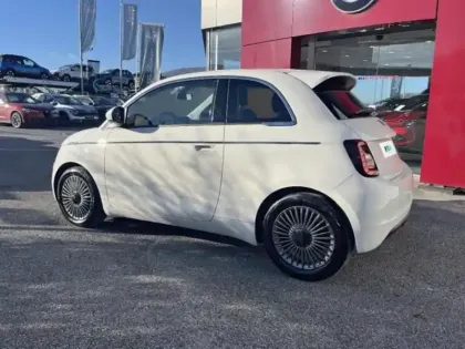 Photo 6 Fiat 500  e 118ch Icône