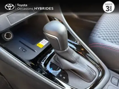 Photo 13 Toyota Yaris  116h Première 5p