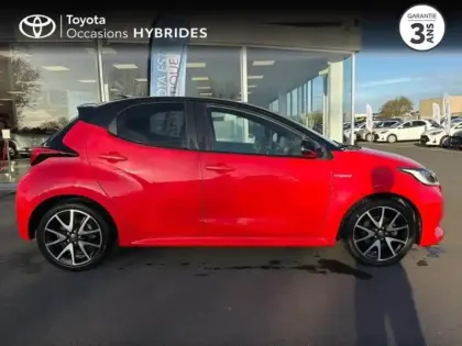 Photo 2 Toyota Yaris  116h Première 5p