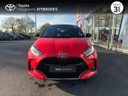Photo 4 Toyota Yaris  116h Première 5p