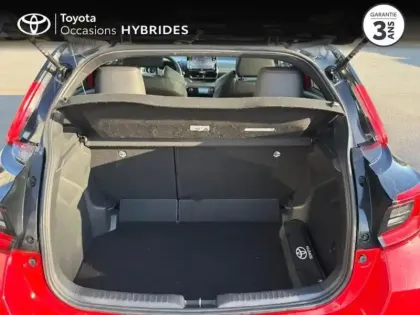 Photo 9 Toyota Yaris  116h Première 5p