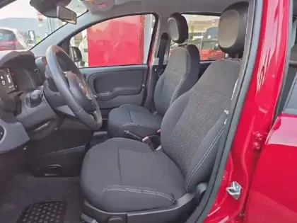 Photo 8 Fiat Panda  Classic 1.0 70ch BSG S&S City