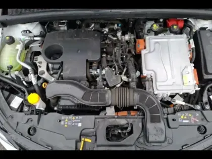 Photo 14 Renault Clio  1.6 E-Tech hybride 145ch Equilibre