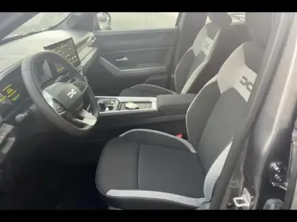Photo 9 Dacia Bigster  1.8 hybrid 155ch Journey