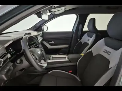 Photo 13 Dacia Bigster  1.8 hybrid 155ch Journey