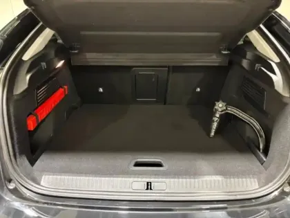 Photo 12 Citroën C4  BlueHDi 110ch S&S Shine