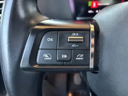 Photo 10 Citroën C4  BlueHDi 110ch S&S Shine