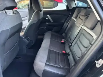 Photo 7 Citroën C4  BlueHDi 110ch S&S Shine