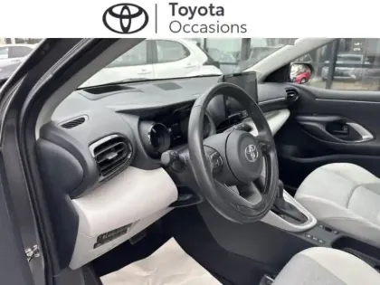 Photo 4 Toyota Yaris  116h Iconic 5p MY22
