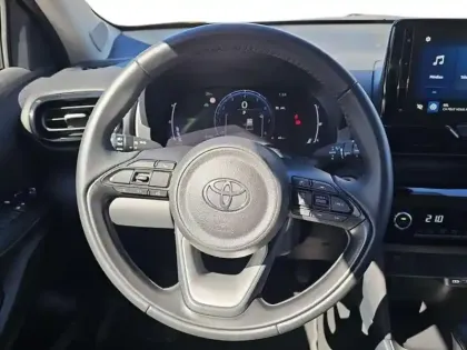 Photo 11 Toyota Yaris  Cross 116h Dynamic MC24