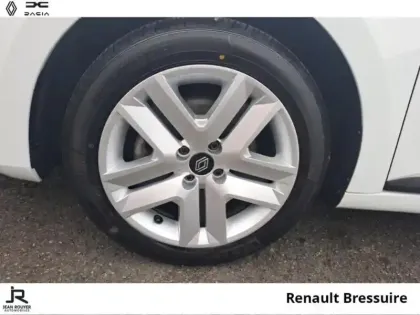 Photo 7 Renault Clio  1.5 Blue dCi 100ch Evolution