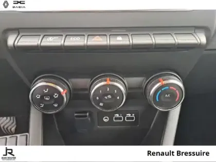 Photo 14 Renault Clio  1.5 Blue dCi 100ch Evolution