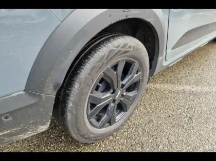 Photo 12 Dacia Jogger  1.0 ECO-G 100ch Extreme+ 7 places