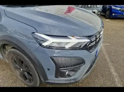 Photo 14 Dacia Jogger  1.0 ECO-G 100ch Extreme+ 7 places