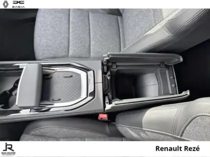 Photo 10 Renault Rafale  1.2 E-Tech full hybrid 200ch Techno