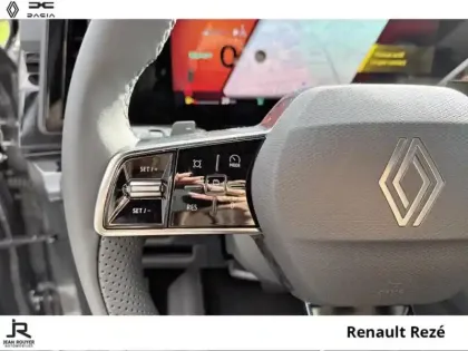 Photo 8 Renault Rafale  1.2 E-Tech full hybrid 200ch Techno
