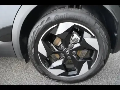 Photo 10 Renault Captur  1.6 E-Tech full hybrid 145ch Techno