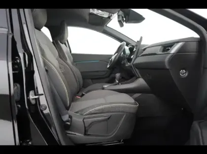 Photo 14 Renault Captur  1.6 E-Tech full hybrid 145ch Techno