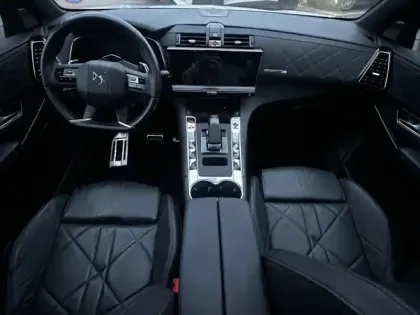 Photo 8 DS DS 7  Crossback E-TENSE 225ch Rivoli