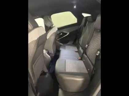 Photo 9 Peugeot 3008  1.2 Hybrid 145ch Allure e-DCS6