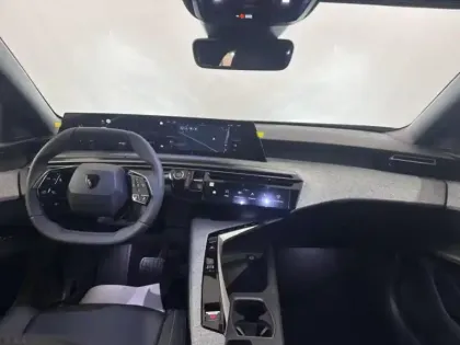 Photo 7 Peugeot 3008  1.2 Hybrid 145ch Allure e-DCS6