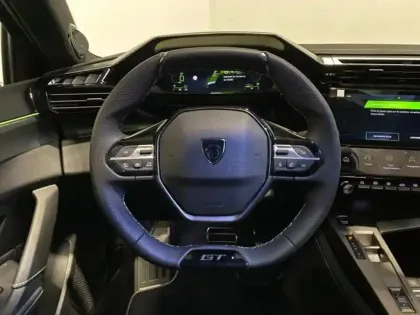 Photo 9 Peugeot 308  1.2 Hybrid 145ch GT Exclusive e-DCS6