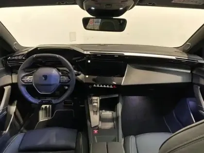 Photo 8 Peugeot 308  1.2 Hybrid 145ch GT Exclusive e-DCS6