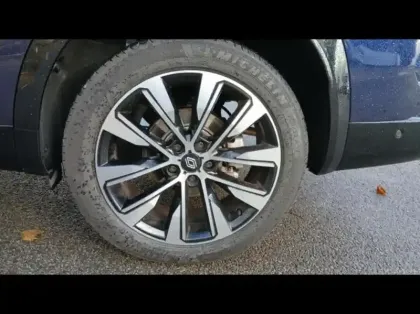 Photo 12 Renault Espace  1.2 E-Tech full hybrid 200ch Techno 7 places - 24