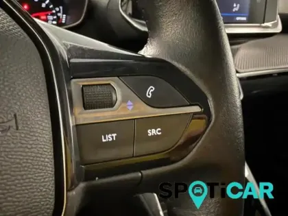 Photo 10 Peugeot 208  1.2 PureTech 100ch S&S Allure 118g