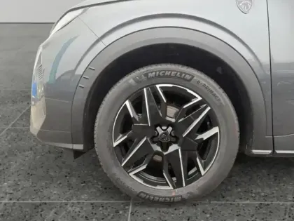 Photo 13 Peugeot 3008  Hybrid 145 GT PACK ALCANTARA
