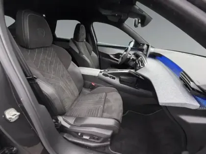 Photo 14 Peugeot 3008  Hybrid 145 GT PACK ALCANTARA