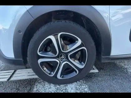 Photo 12 Citroën C3  BlueHDi 100ch Shine Business S&S E6.d-TEMP BVM5