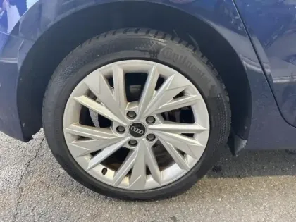 Photo 8 Audi A3  Sportback 35 TFSI 150ch Mild Hybrid Design Luxe S tronic 7