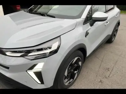 Photo 13 Renault Captur  1.6 E-Tech full hybrid 145ch Techno