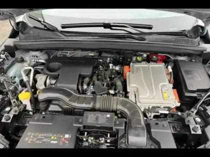 Photo 14 Renault Captur  1.6 E-Tech full hybrid 145ch Techno