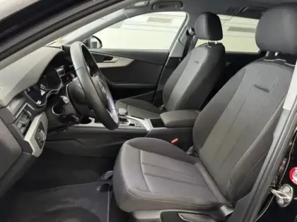 Photo 11 Audi A4  Avant 35 TDI 163ch Business line S tronic 7 9cv