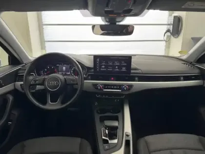 Photo 12 Audi A4  Avant 35 TDI 163ch Business line S tronic 7 9cv