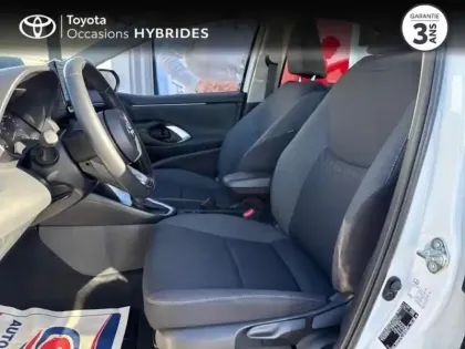 Photo 10 Toyota Yaris  116h Dynamic 5p MY22