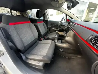 Photo 10 Citroën C3  PureTech 82ch Shine S&S E6.d-TEMP