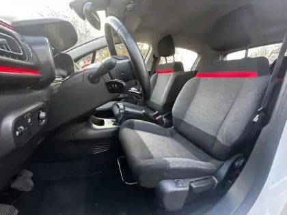 Photo 12 Citroën C3  PureTech 82ch Shine S&S E6.d-TEMP