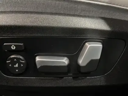 Photo 13 BMW X5  xDrive50e 489ch M Sport