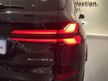 Photo 8 BMW X5  xDrive50e 489ch M Sport