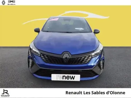 Photo 8 Renault Clio  1.6 E-Tech 145ch full hybrid esprit Alpine - 24