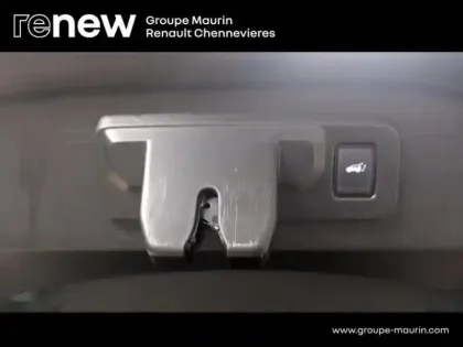 Photo 7 Renault Espace  1.2 E-Tech full hybrid 200ch esprit Alpine 7 places - 24