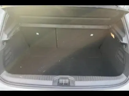 Photo 10 Renault Clio  1.6 E-Tech 145ch full hybrid esprit Alpine - 24