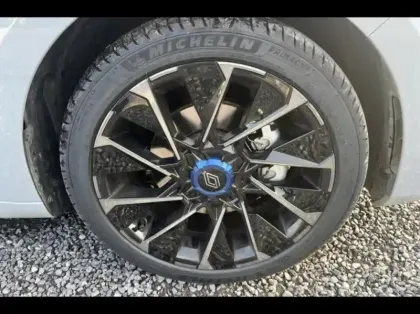 Photo 11 Renault Clio  1.6 E-Tech 145ch full hybrid esprit Alpine - 24