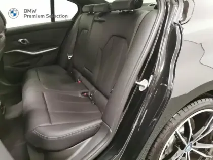 Photo 3 BMW Serie 3 Série 3 320eA 204ch M Sport