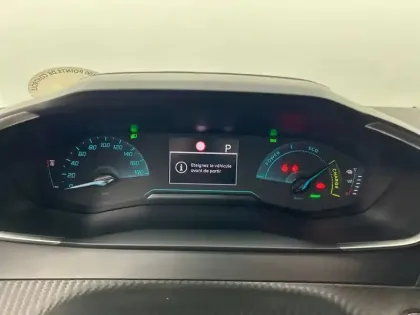 Photo 9 Peugeot 2008  Electrique 136 ch