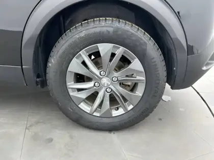 Photo 12 Peugeot 2008  Electrique 136 ch