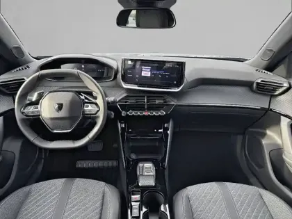 Photo 27 Peugeot 2008  Hybrid 145 e-DCS6